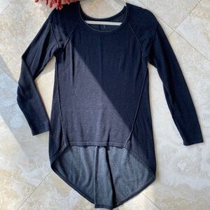 3 /$12 Baldini Long Sleeve Knitted T for leggings